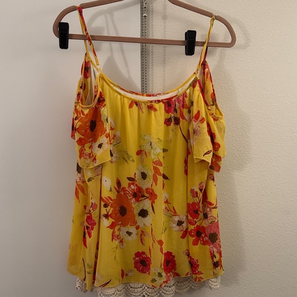Floral Yellow Camisole Top with Lace Trim - Picture 2 of 4